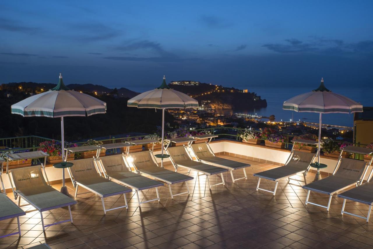 Hotel Villa Sirena - Thermae & Spa Ischia Kültér fotó