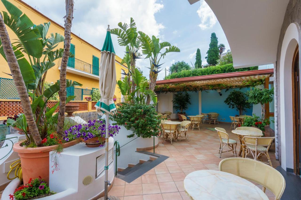 Hotel Villa Sirena - Thermae & Spa Ischia Kültér fotó